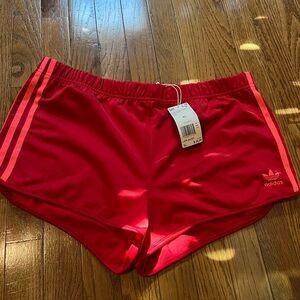 Adidas women red 3 stripes shorts, Size: XL